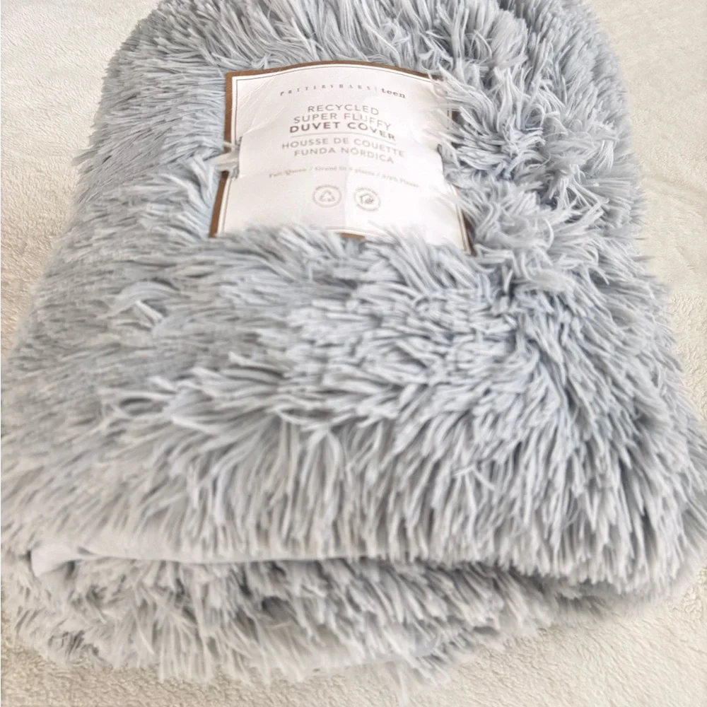Pottery Barn Recycled Super Fluffy Duvet Cover - Light Grey